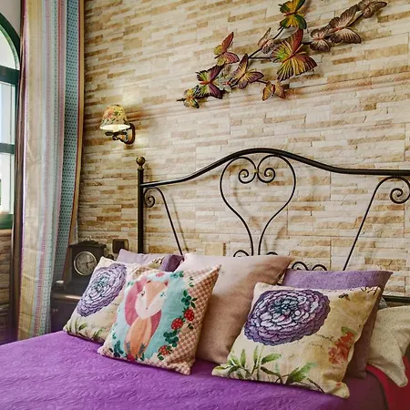 Villa Carlota *